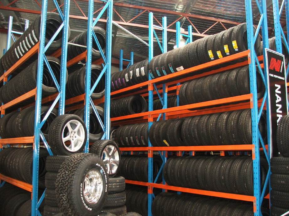 Heavy Duty Tire Pallet Rack System Material Handling Warehouse Storage