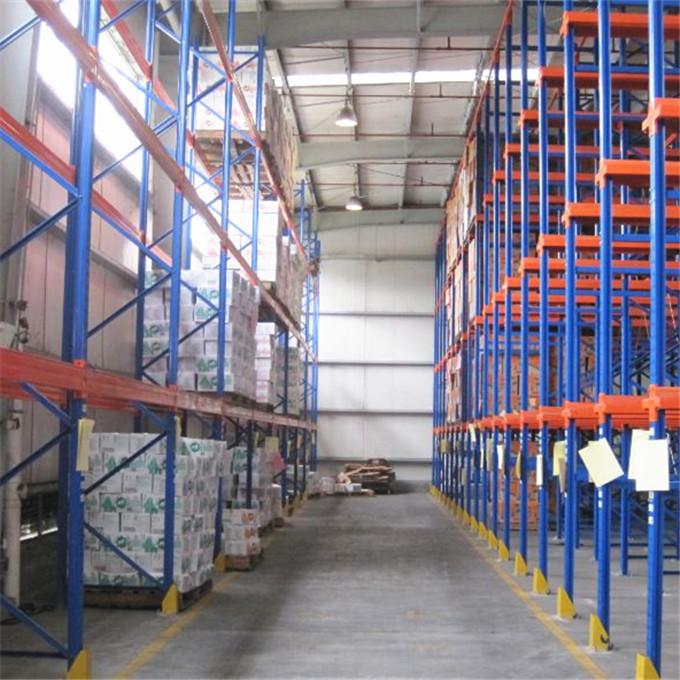 Warehouse Bulk Storage Corrosion Prevention Metal Warehouse Drive-In Pallet Rack