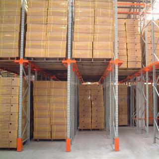 Heavy Duty Warehouse Steel Storage Customized Size Drive In Rack