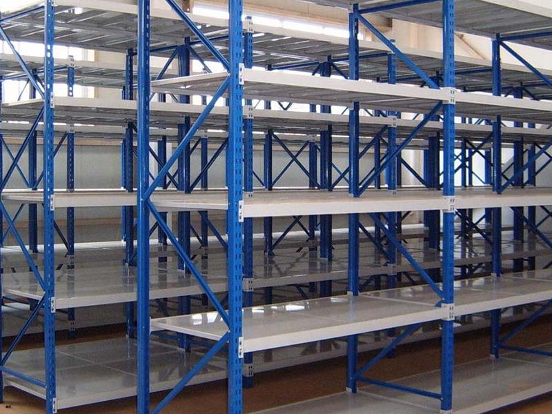 The usage of Middle Duty Shelving B